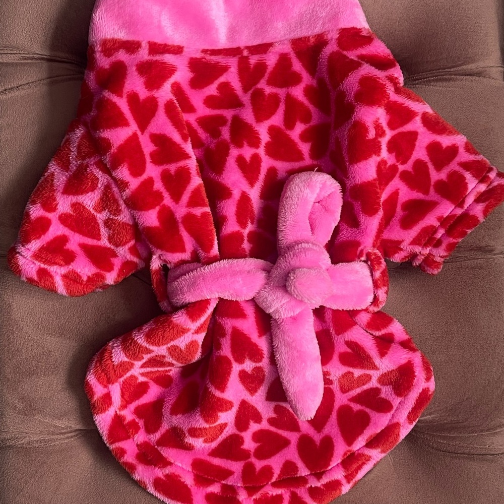 Top Paw Pink and Red Heart Fleece Robe